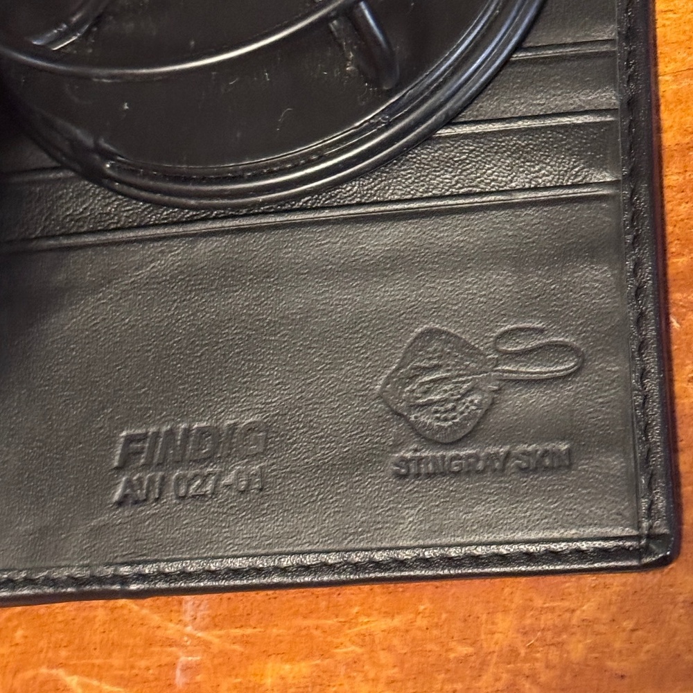FINDIG Rare Stingray Skin Wallet Black Dragon AW-027-01 Like New - Picture 4 of 8